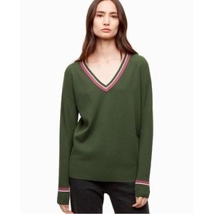 Aritzia Wilfred Free V-Neck Varsity Sweater Size Small